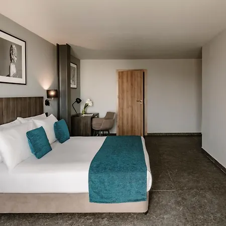 Hotel Spinola 3*
