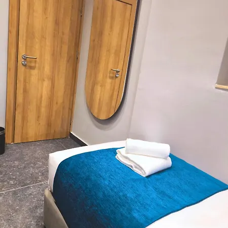 Spinola 3* San Julián