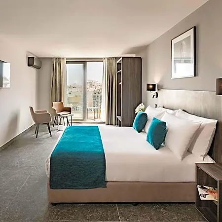 Spinola 3* St. Julian's