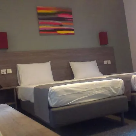 Hotel Spinola 3*