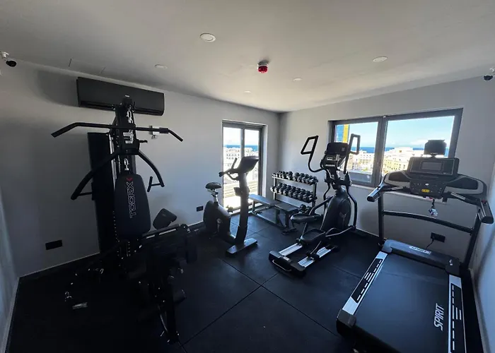 スピノラ ホテル